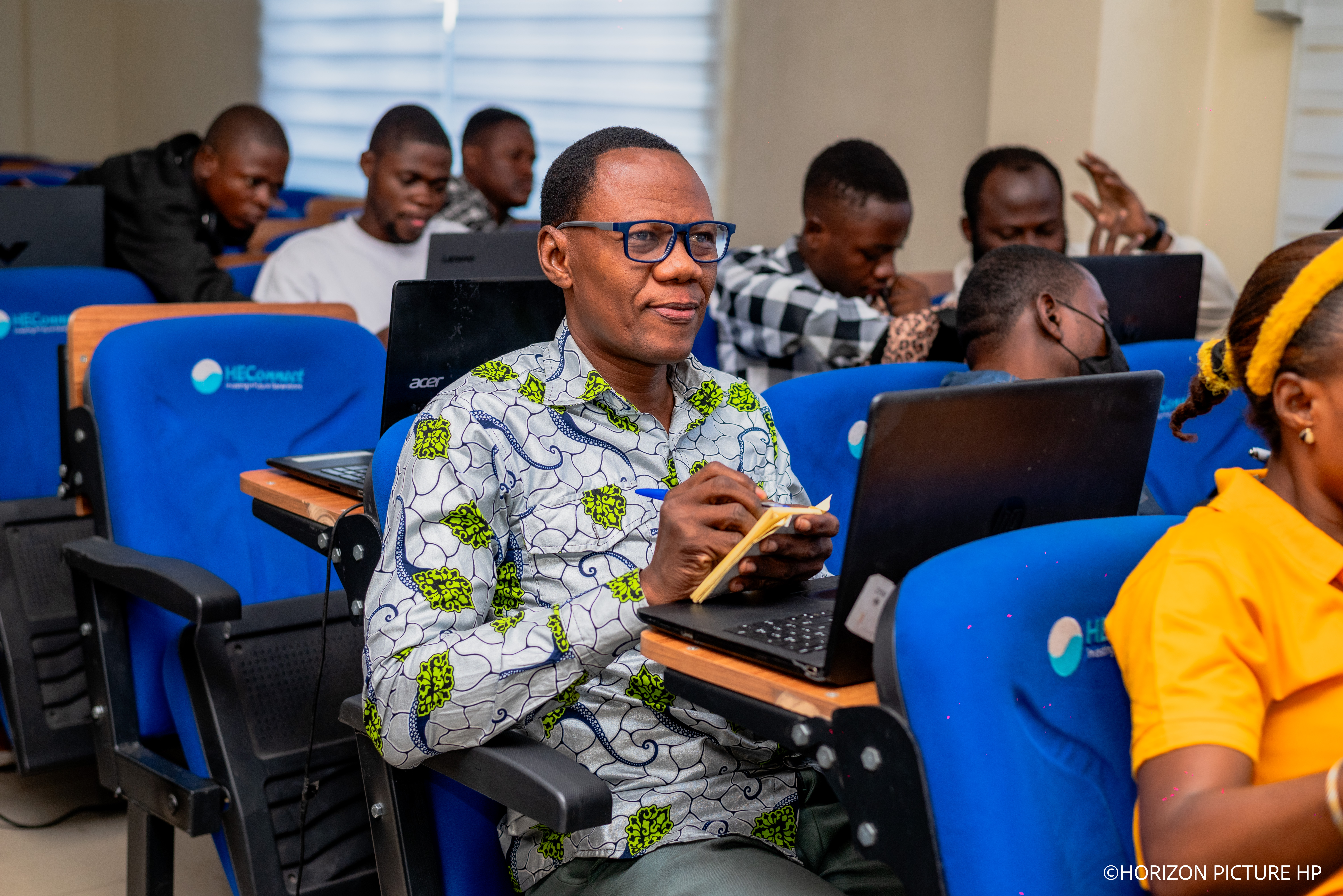 Formation STATA/SPSS de GEEC SARL /ISP GOMBE 